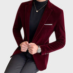 Pánský blazer s elegantním střihem a sametovým vzhledem